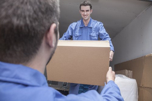 Local movers servicing Brompton residential streets and flats