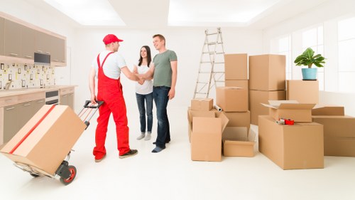 Packing and loading service for a Brompton flat move